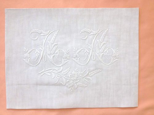 LINGE ANCIEN – Superbe monogramme AA brodé main avec épis de blé sur toile pur lin pour couture