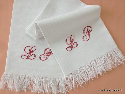 LINGE ANCIEN – Lot de 2 belles serviettes d’invité en fil de lin avec monogramme LP brodé main avec fil rouge