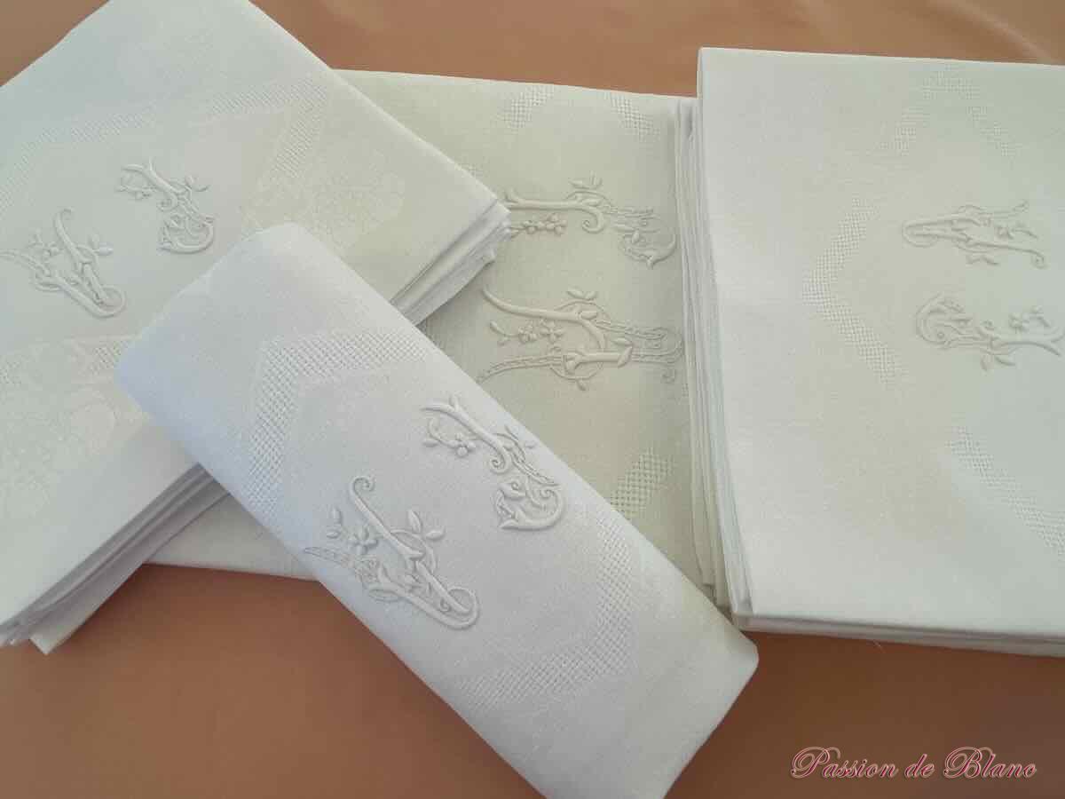 Service de table 12 couverts en damassé de coton avec monogramme MS brodé main – Image 8