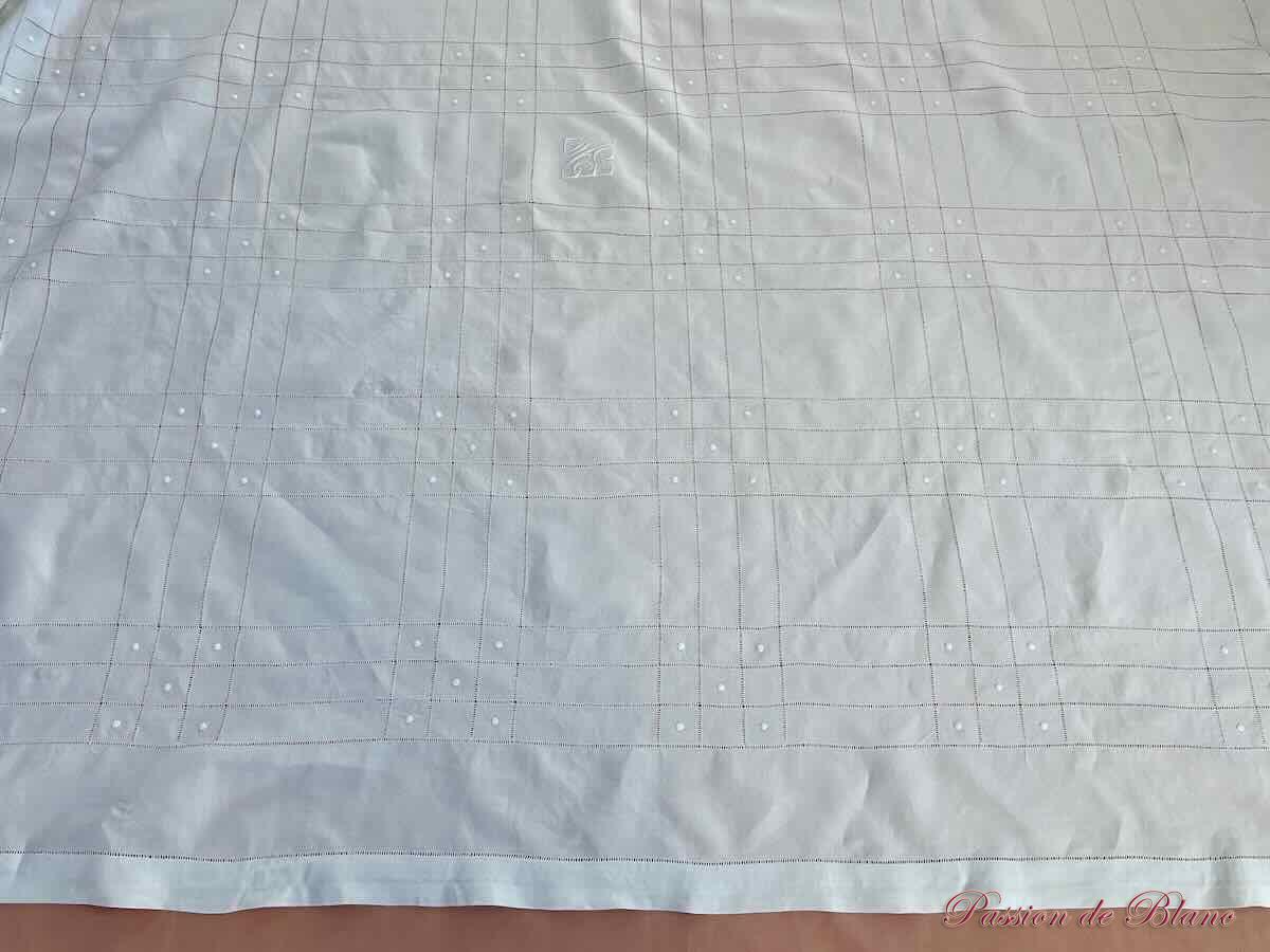 Service de table 12 couverts en fil de lin,avec fils tirés, pois et monogramme MG – Image 2