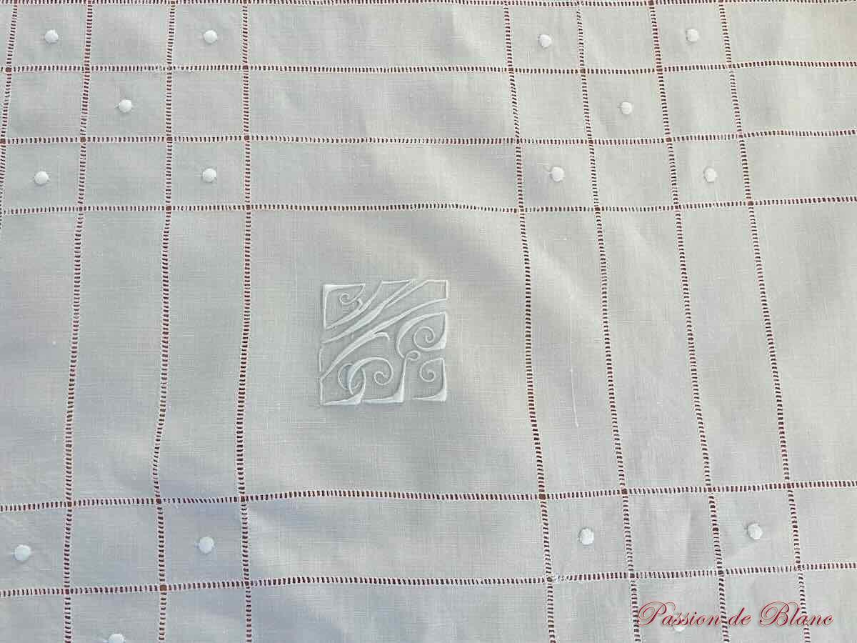 Service de table 12 couverts en fil de lin,avec fils tirés, pois et monogramme MG – Image 5