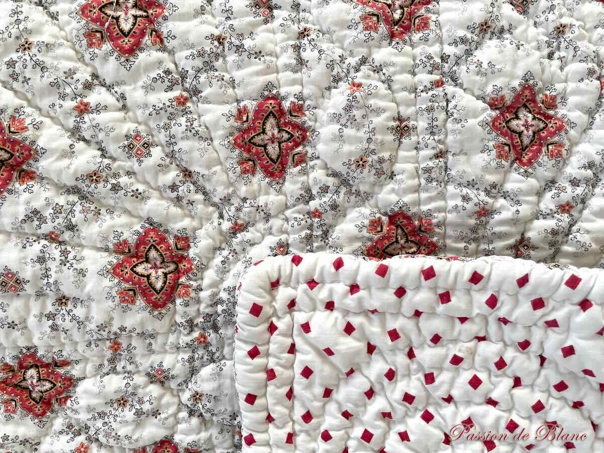 Courte pointe broderie main