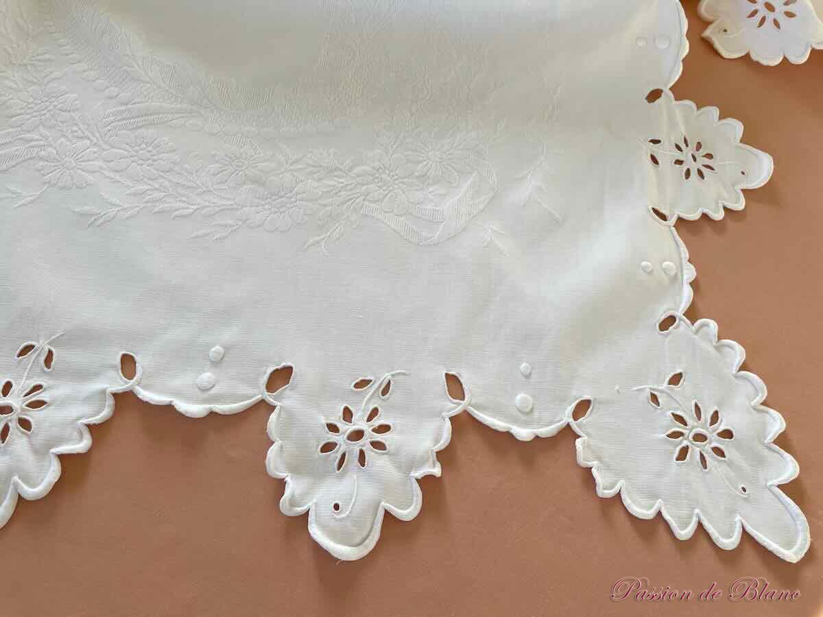 Belle couverture fine festonnée en piqué de coton avec monogramme CS brodé – Image 8