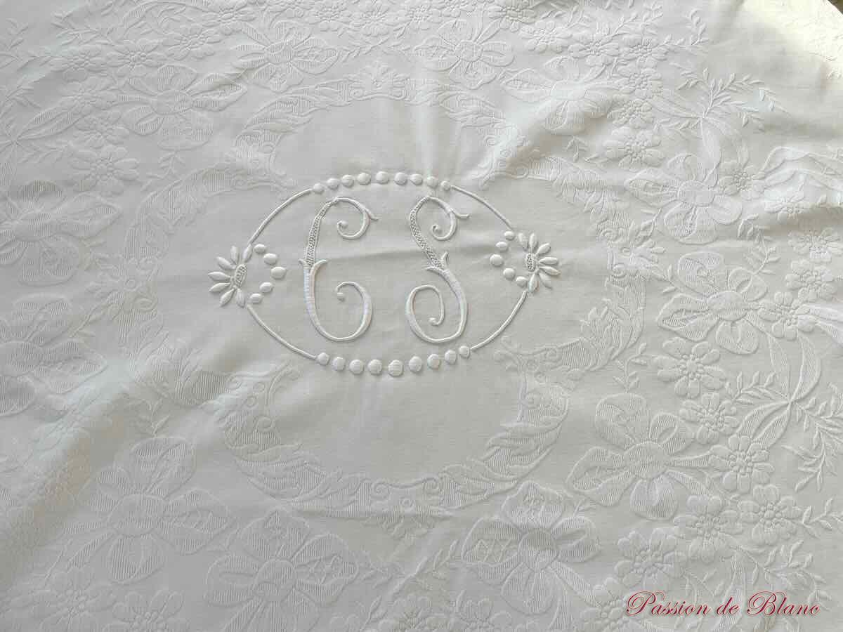 Belle couverture fine festonnée en piqué de coton avec monogramme CS brodé – Image 5