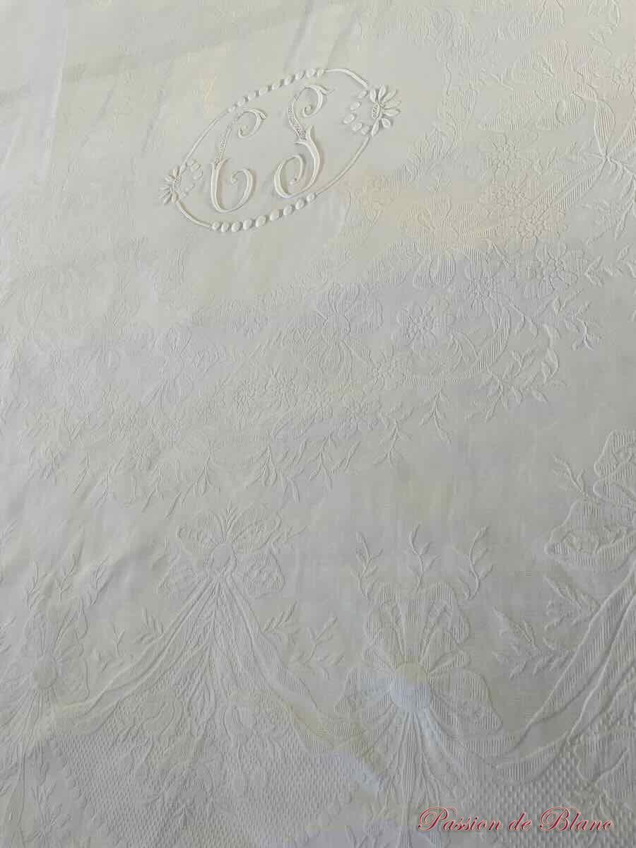 Belle couverture fine festonnée en piqué de coton avec monogramme CS brodé – Image 4