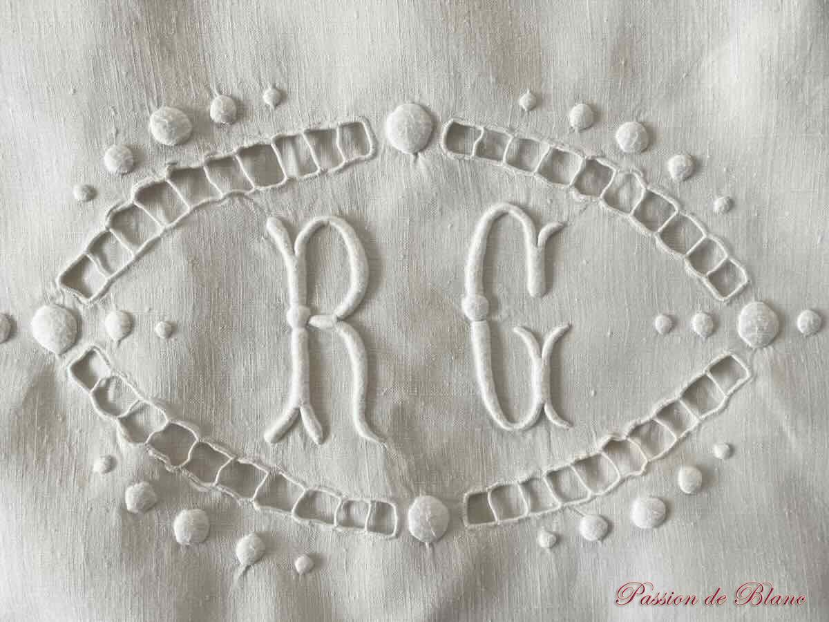 Drap RC lin broderie dentelle