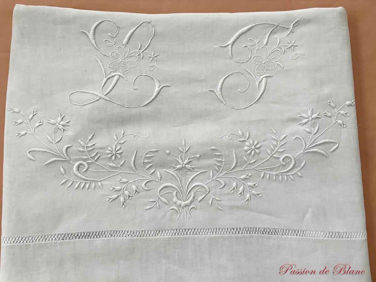 Drap monogramme LF