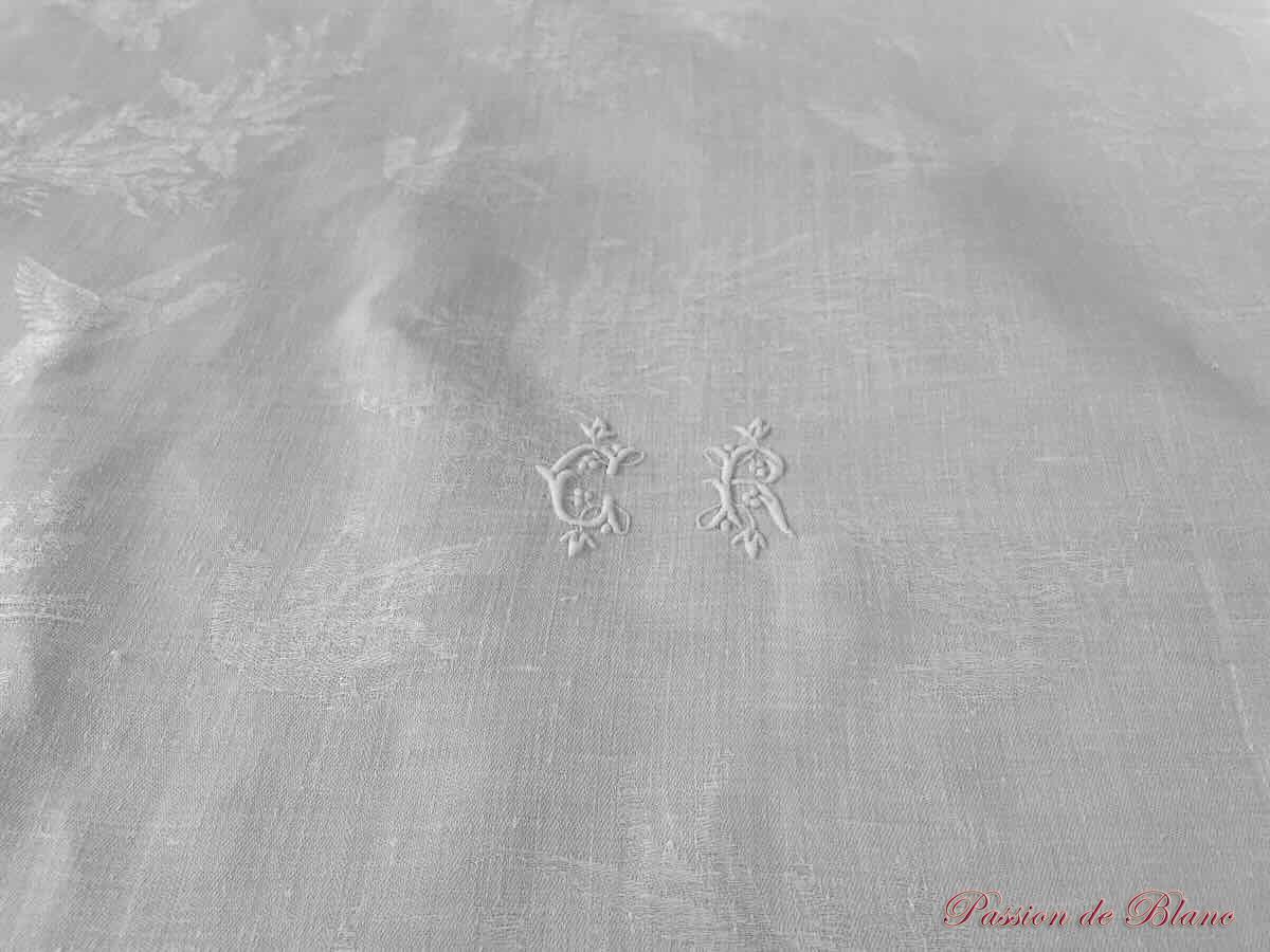 Service de table 12 couverts en damassé de lin avec monogrammes " CR" et animaux – Image 11