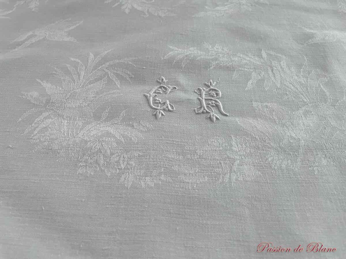 Service de table 12 couverts en damassé de lin avec monogrammes " CR" et animaux – Image 6