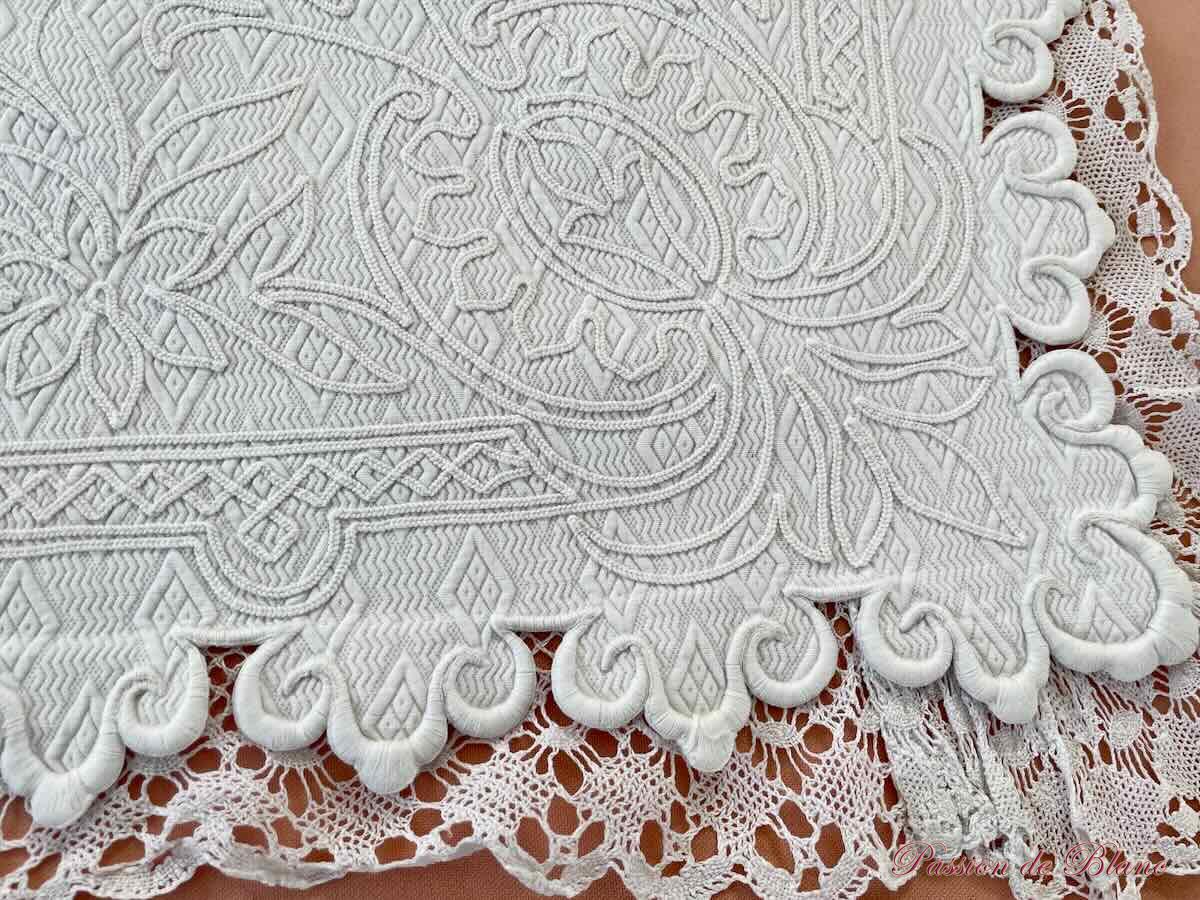 Rare somptueuse taie de visite, grand dessus de taie en piqué de coton épais – Image 6