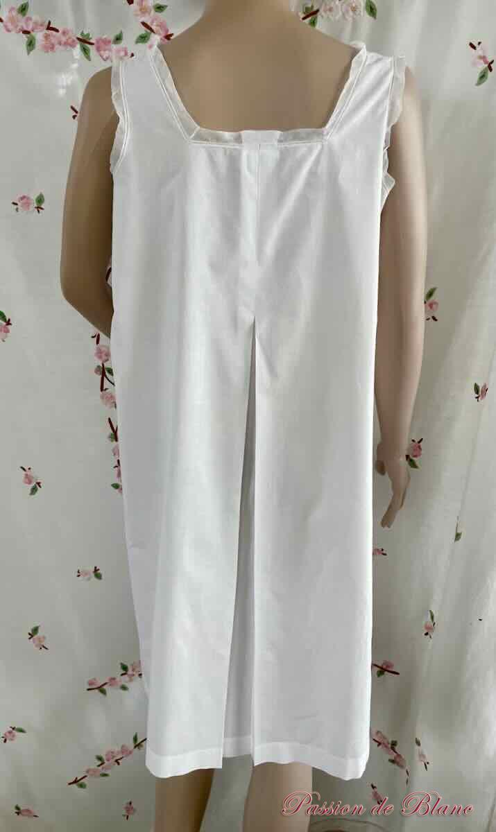Chemise de jour avec empiècement brodée sur très fine percale et tulle – Image 6