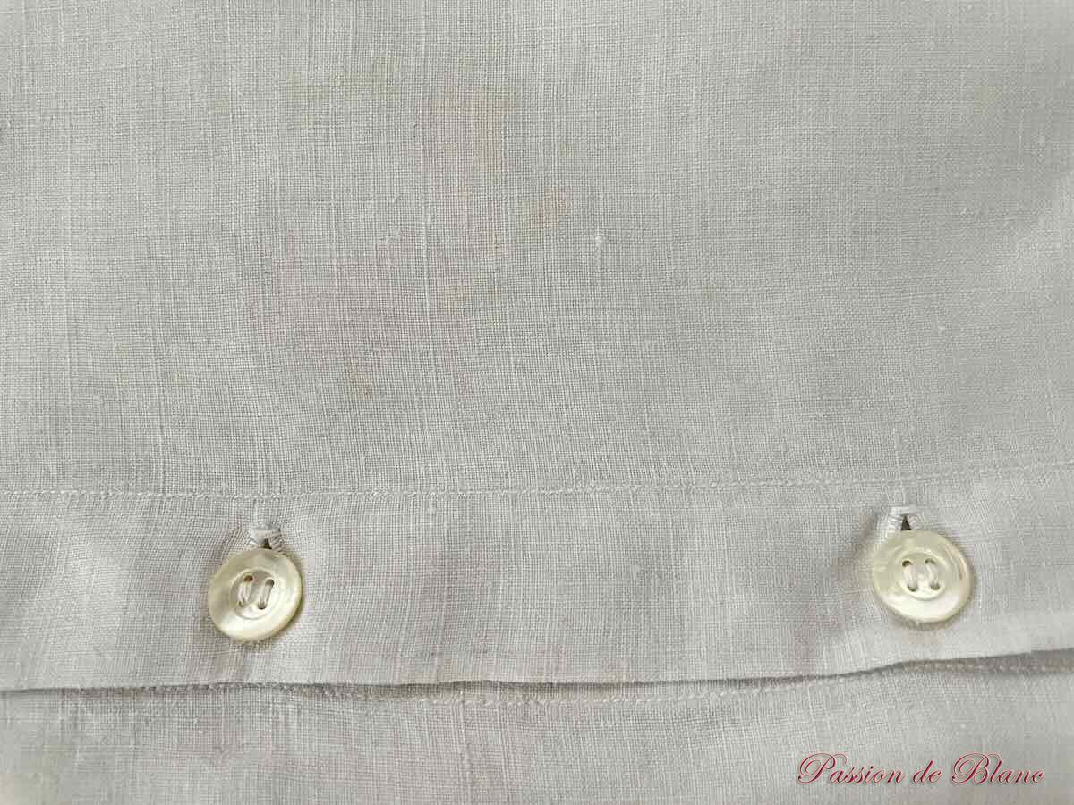 Paire de taies festonnées avec fleurs sur toile de lin fin et monogramme RF – Image 7