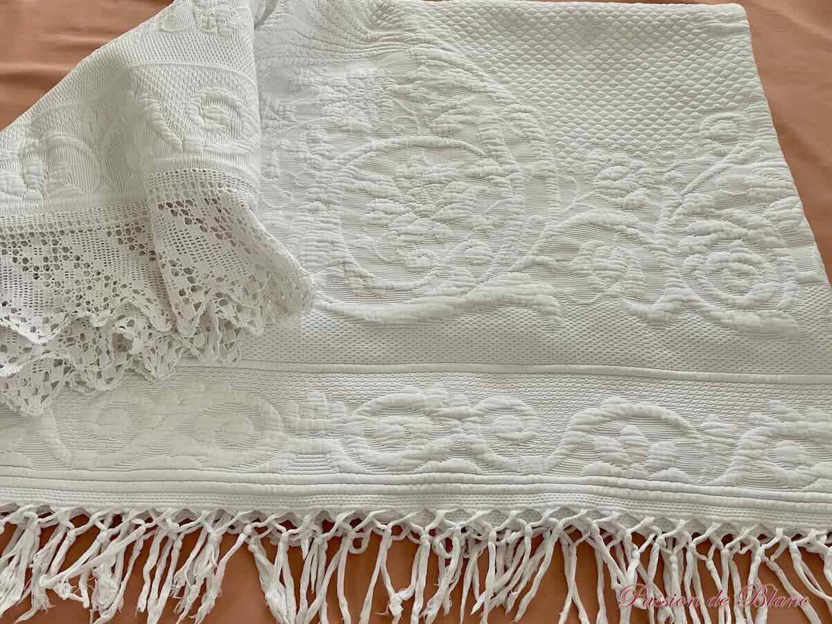 ZOLLNER Couverture D’Été Piqué Gaufré 150x225 Cm – 100% Coton Respirant Et Doux – Blanc – Qualité Hôtelière