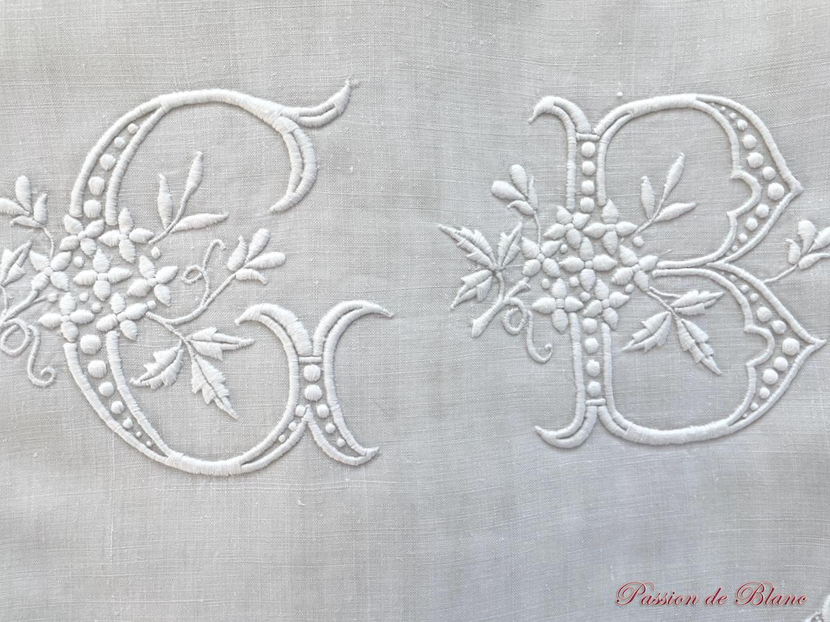 Drap de lin fin, broderie main avec monogramme CB – Image 7