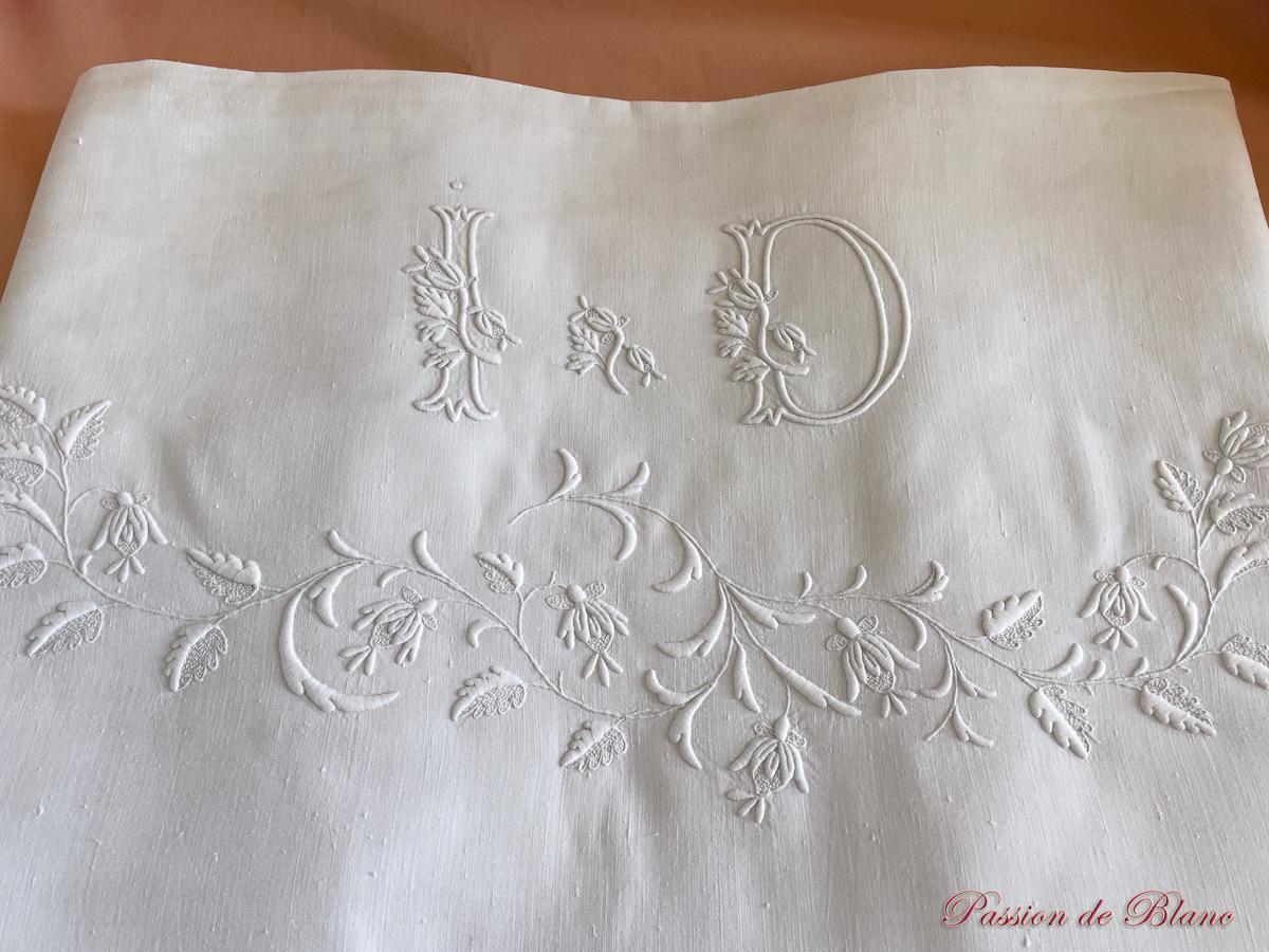 Drap lin fin broderie ID