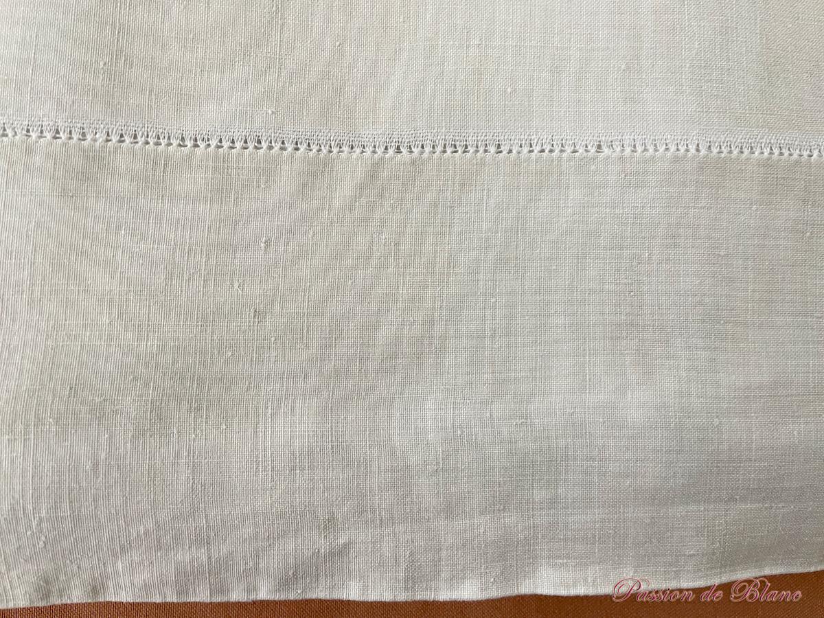 Drap de lin fin, broderie main avec grand monogramme MM – Image 8