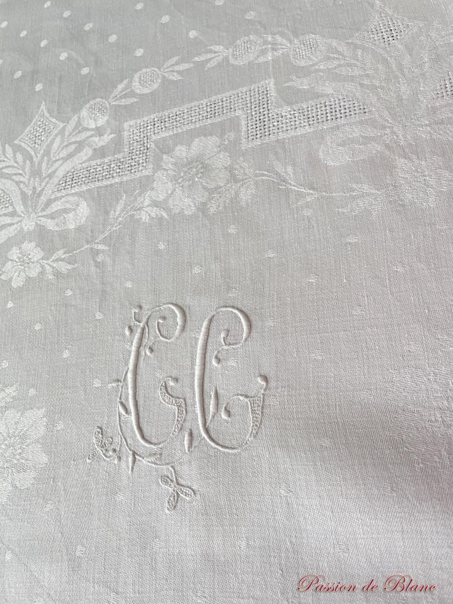 Nappe en damassé de lin fin avec motifs tissés ,2 monogrammes CG brodés main – Image 6