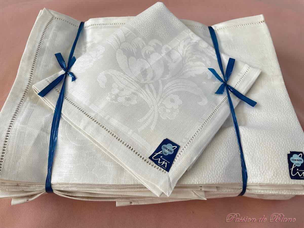 Service de table 12 couverts en damassé de lin "fleur bleue" Neuf – Image 10