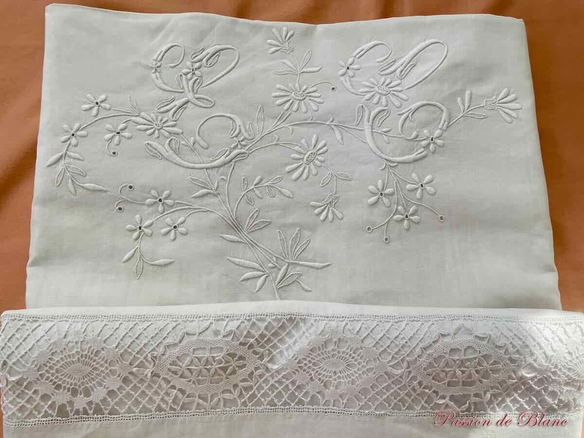 Drap EC lin dentelle du puy