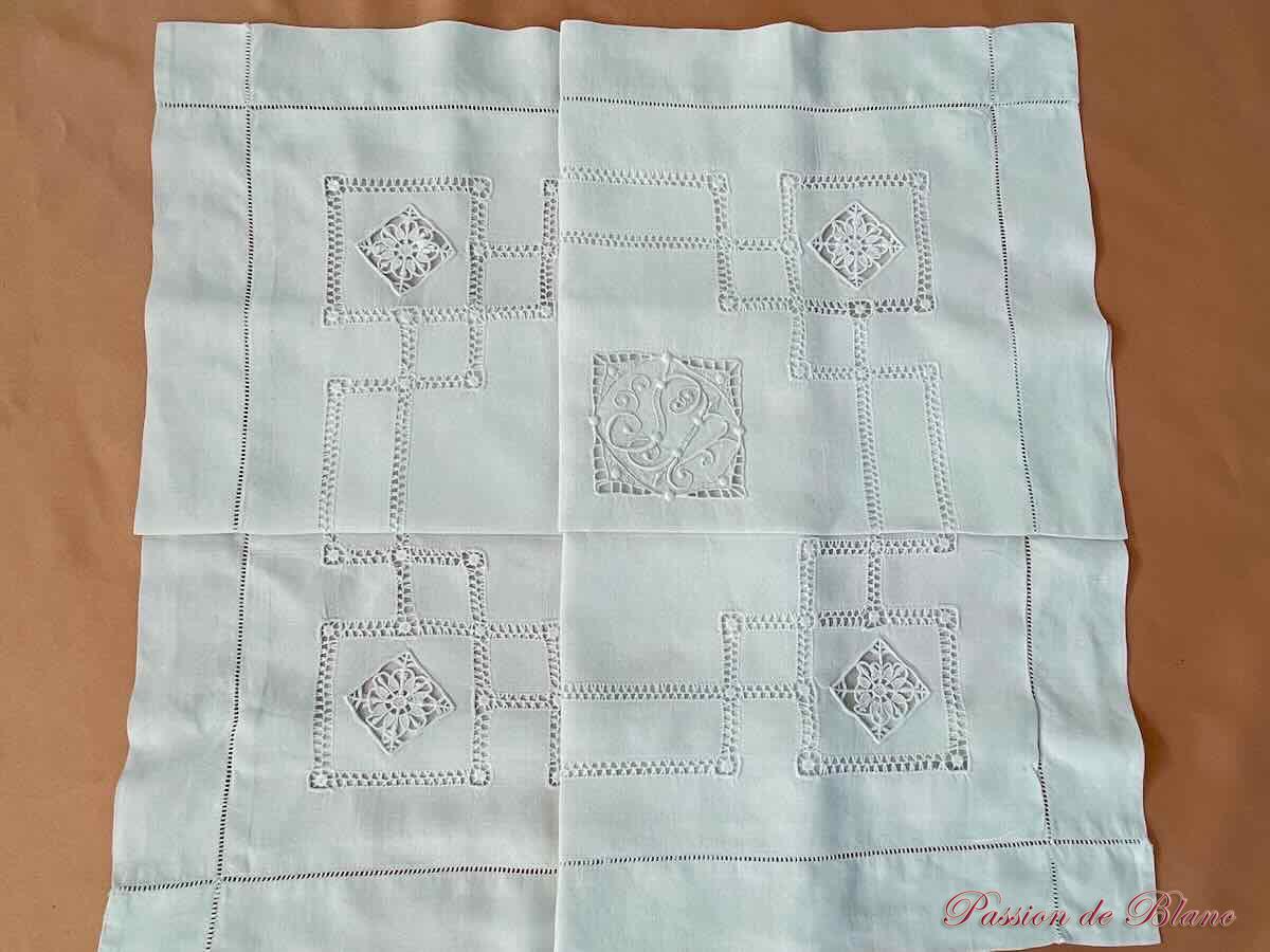 Paire de taies "SV" avec jours complexes sur toile en lin fin – Image 7