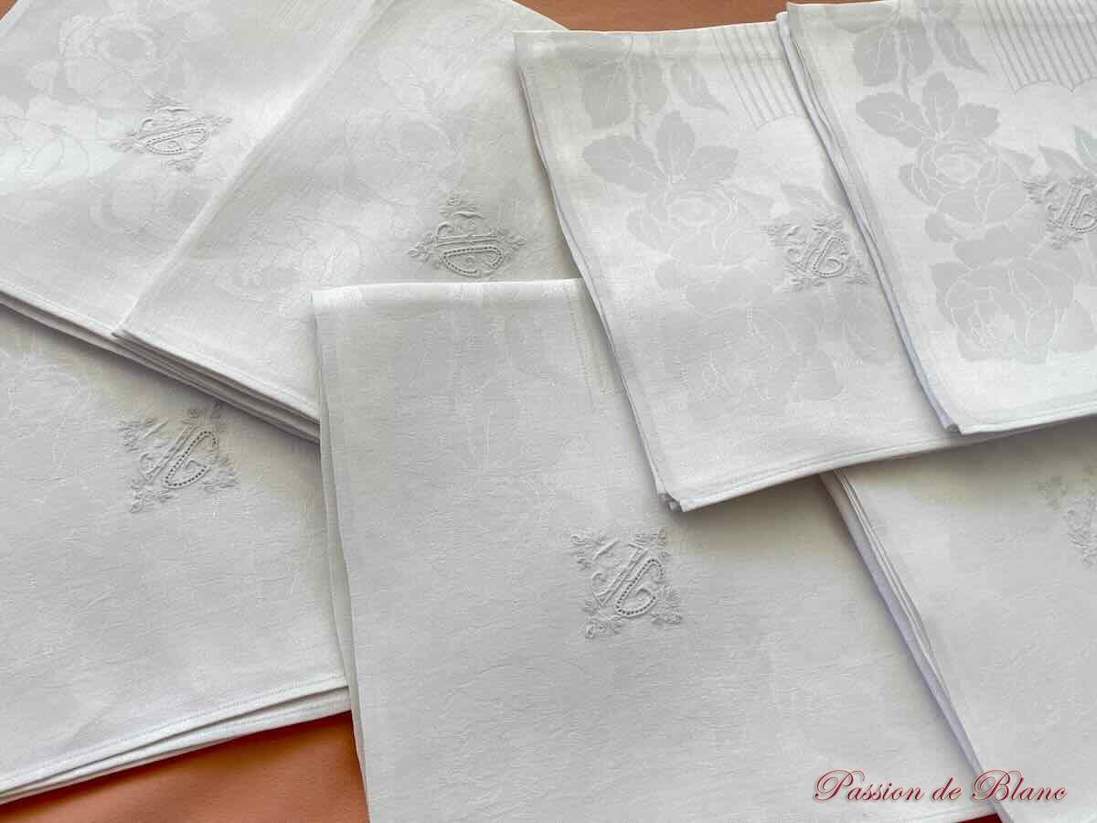 Lot 7 merveilleuses serviettes tables en damassé de fil de lin avec monogramme JG – Image 4