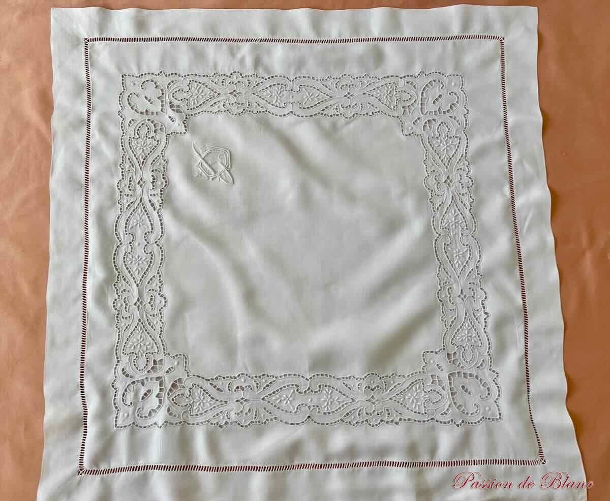 Taie d'oreiller CD avec broderie Richelieu sur toile fil de lin, blanche – Image 3