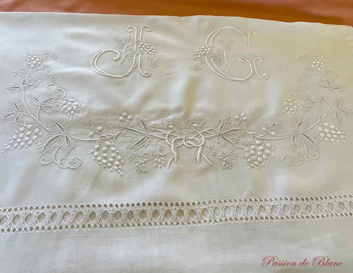 Drap broderie monos LF