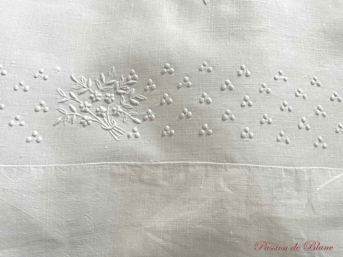 Grand drap brodé couronne de marquis, broderies fleurs, monogramme – Image 4