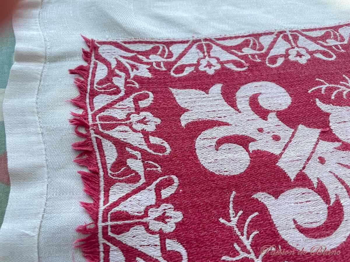 Nappe damassée Napoléon III avec Liteaux Rouge Napoléon III Sur Toile Lin fin – Image 9