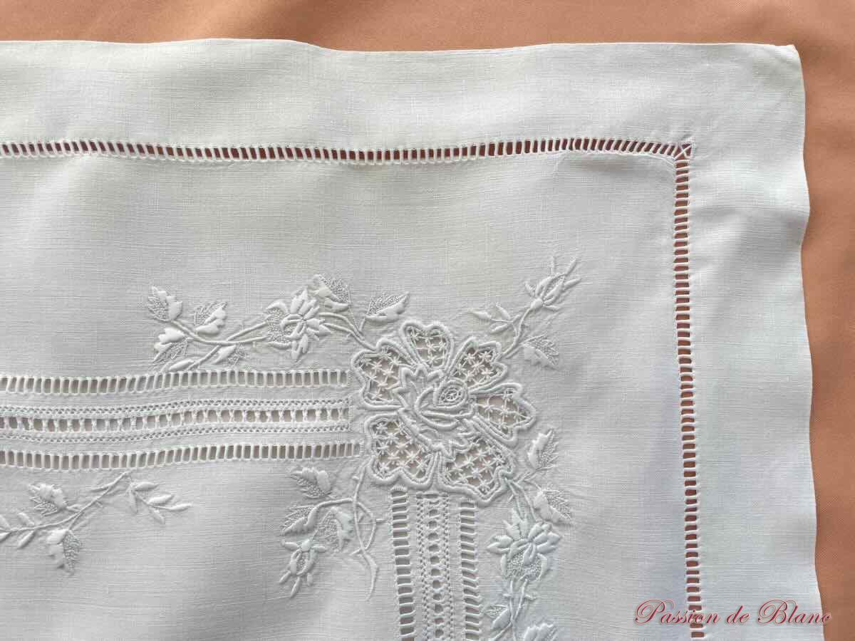 Paire de taies avec belles broderies main sur toile fil de lin – Image 6