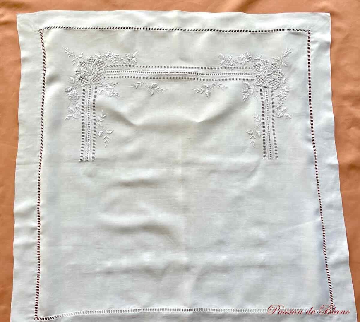 Paire de taies avec belles broderies main sur toile fil de lin – Image 3