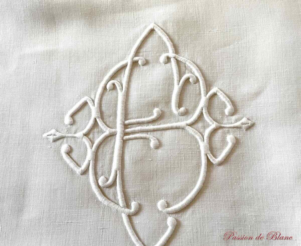 Drap fil lin iris broderie