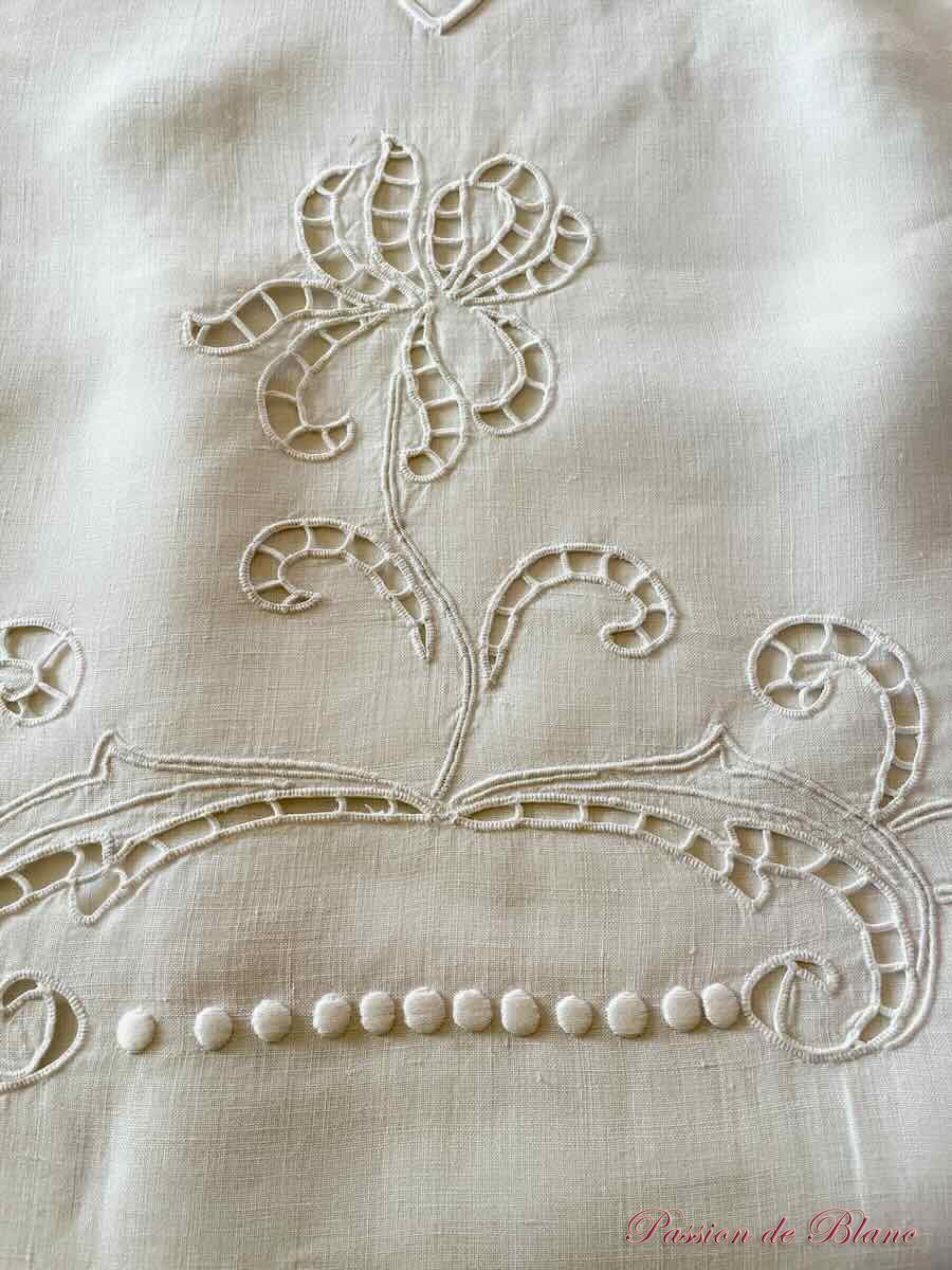 Drap avec broderie Richelieu, dentelle aux fuseaux sur toile de fil de lin blanc – Image 6