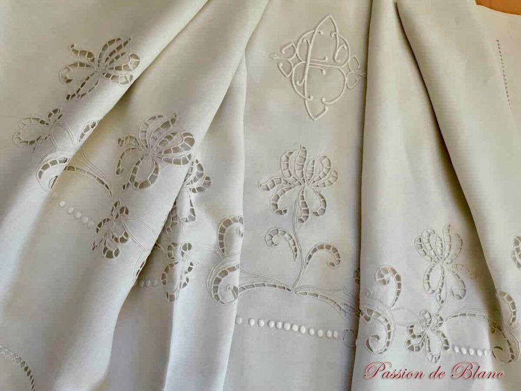 Ancien Drap Blanc En Lin Brodé Main + 2 Taies – Lot Fait Main, Dimensions 230x320