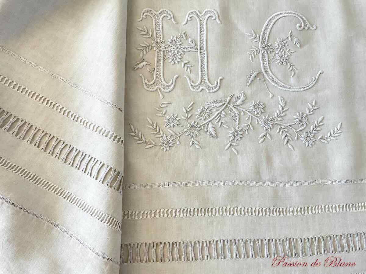 Drap beau monos HC fleurs