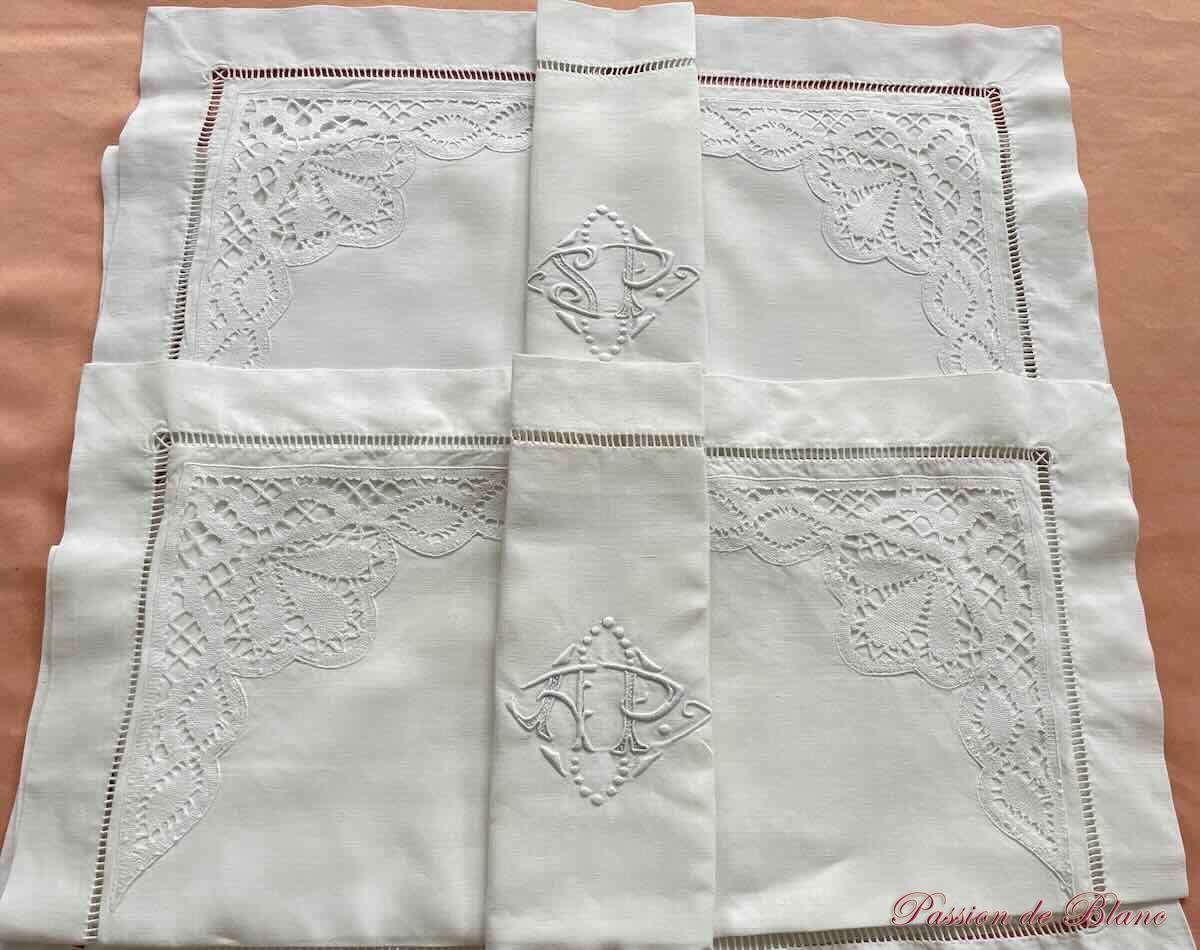 Paire taies AP dentelle fuseaux