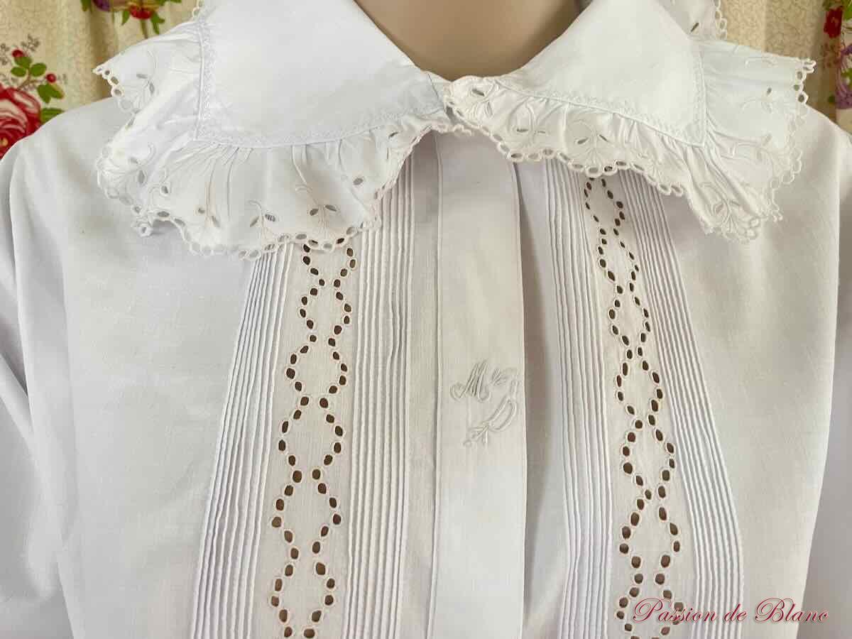 Chemisier ancien feston