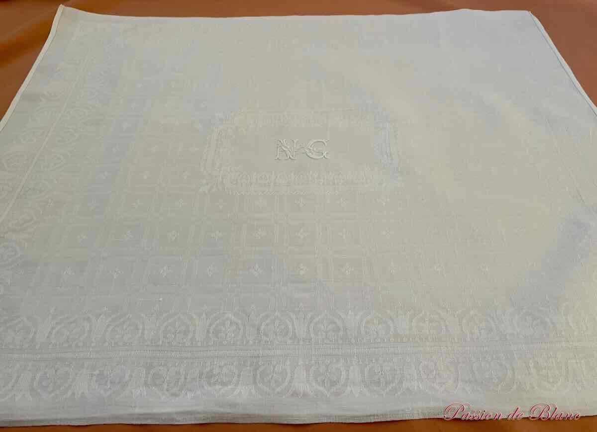 Service de table damas NC