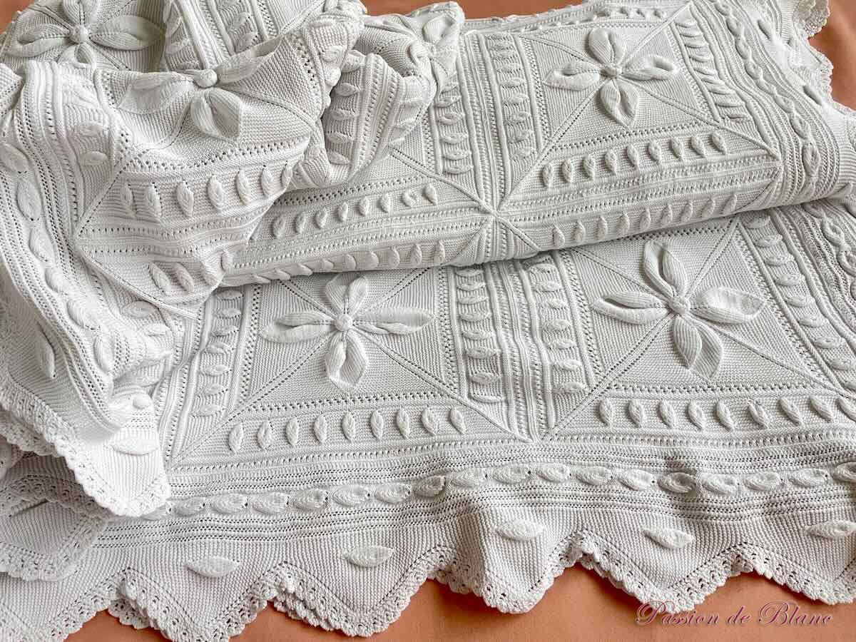 Dessus lit fil aiguilles