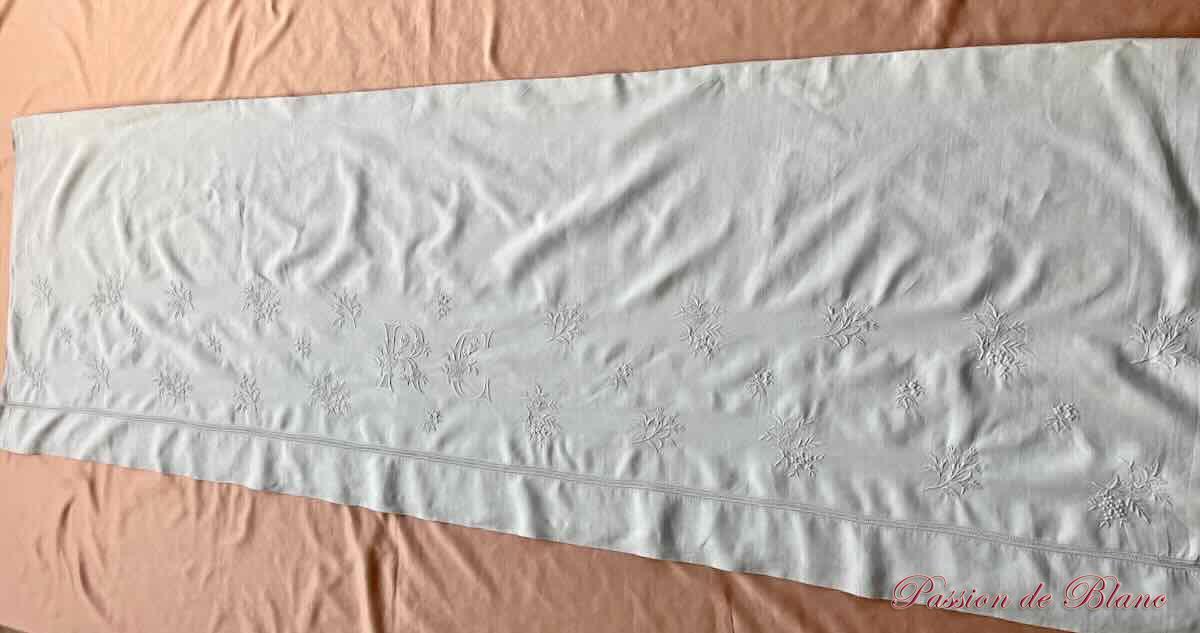 Drap RC broderie lin fin