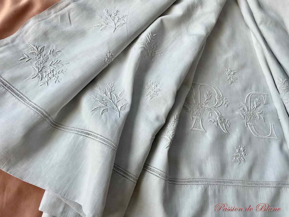 Drap RC lin fin broderie