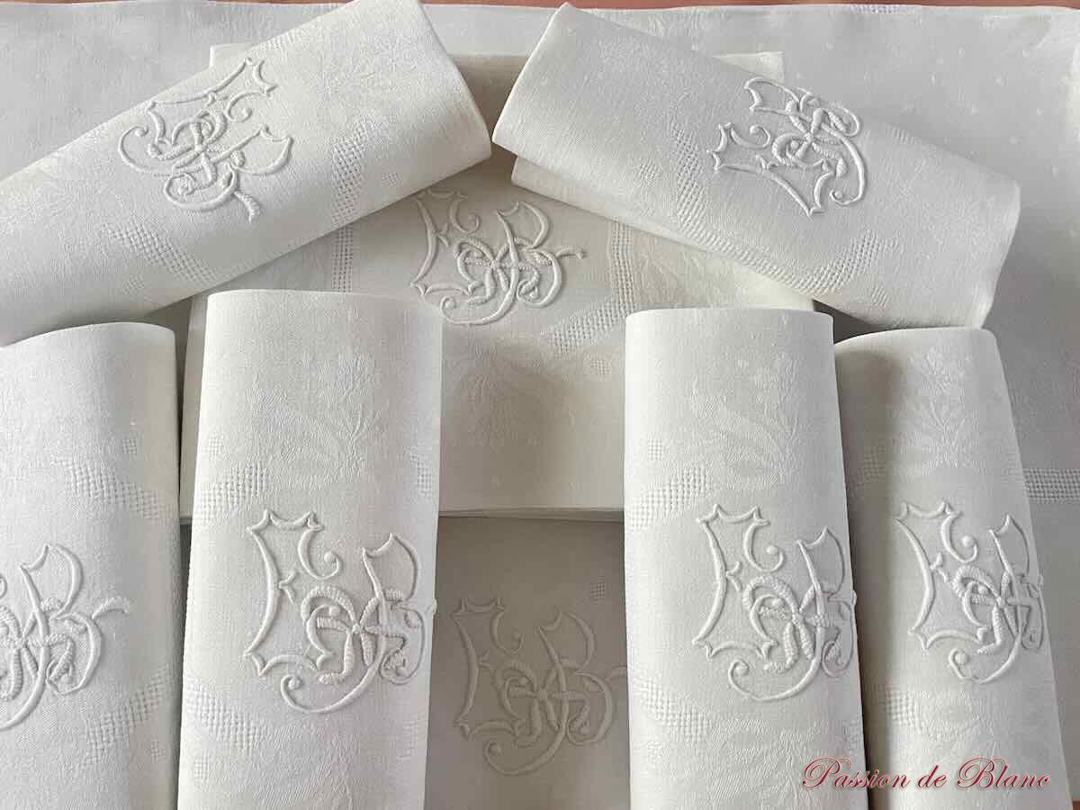 Service table damassé EB