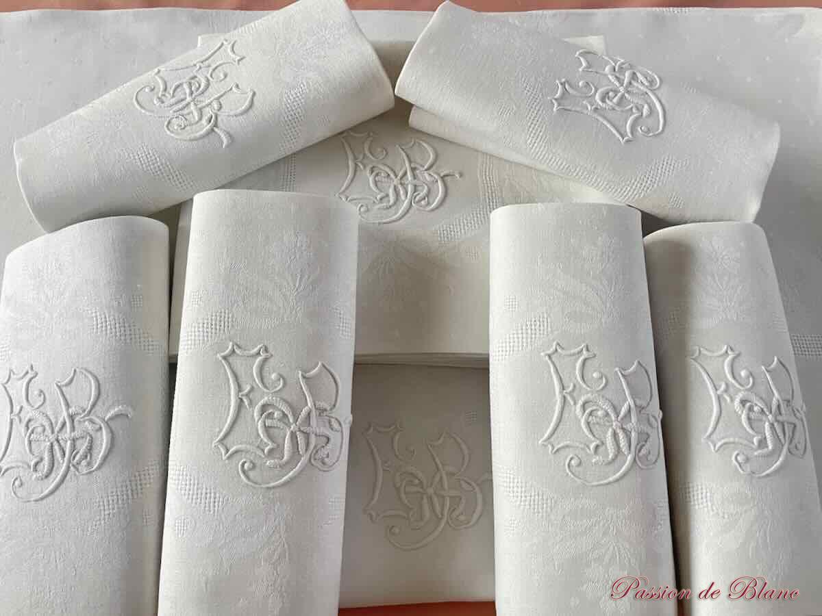 Service table damassé EB