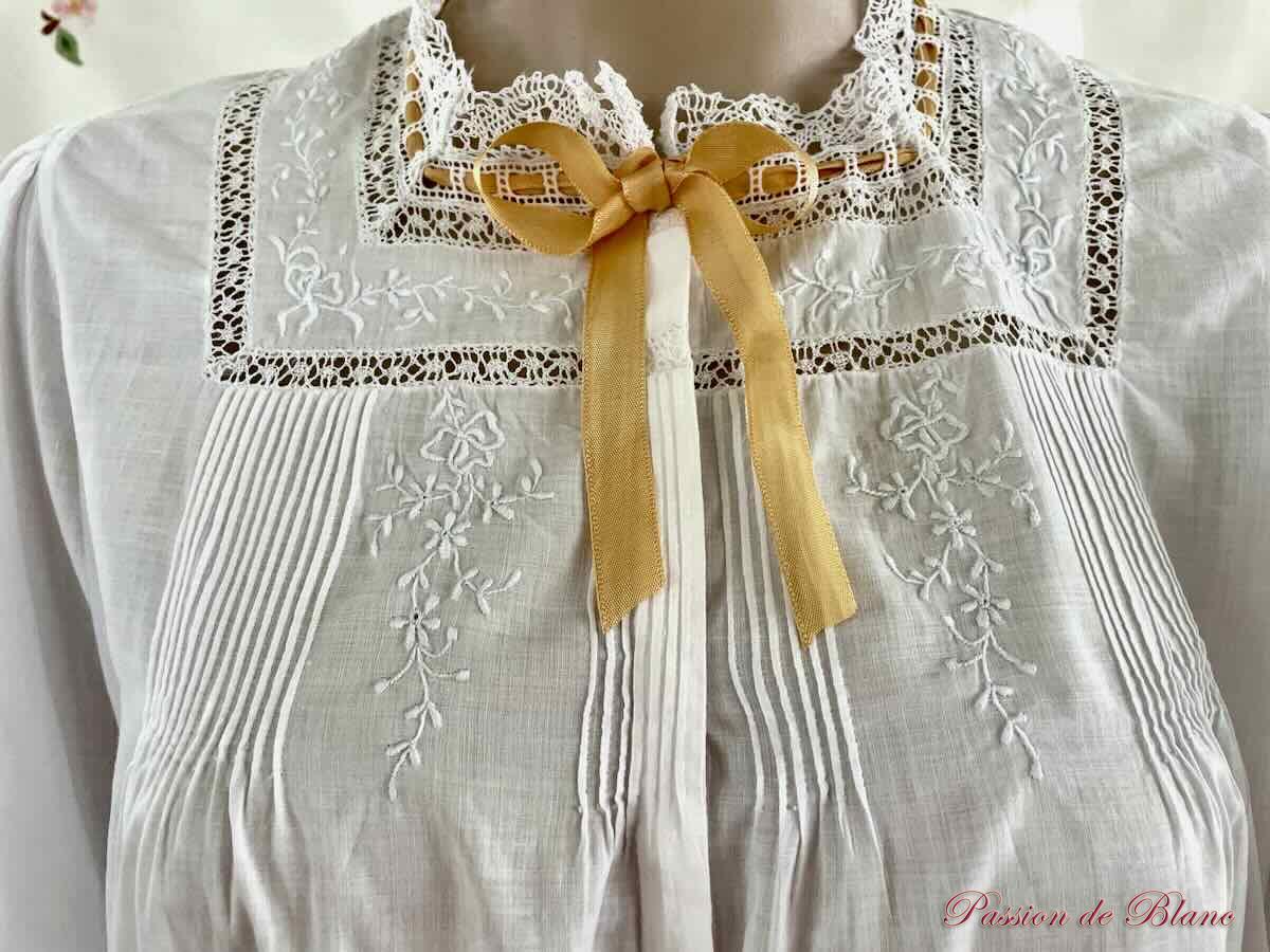 Chemise de nuit: dentelles, broderies main sur fine percale – Image 8
