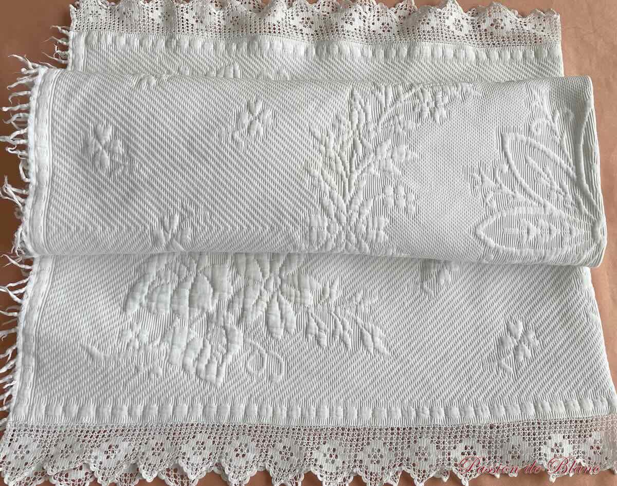 Petite couverture de bébé en piqué Marseillais – Image 7