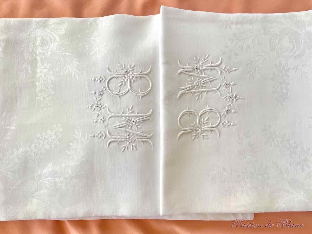 Service de table en damassé de fil de lin avec monogramme MB, broderie main – Image 5
