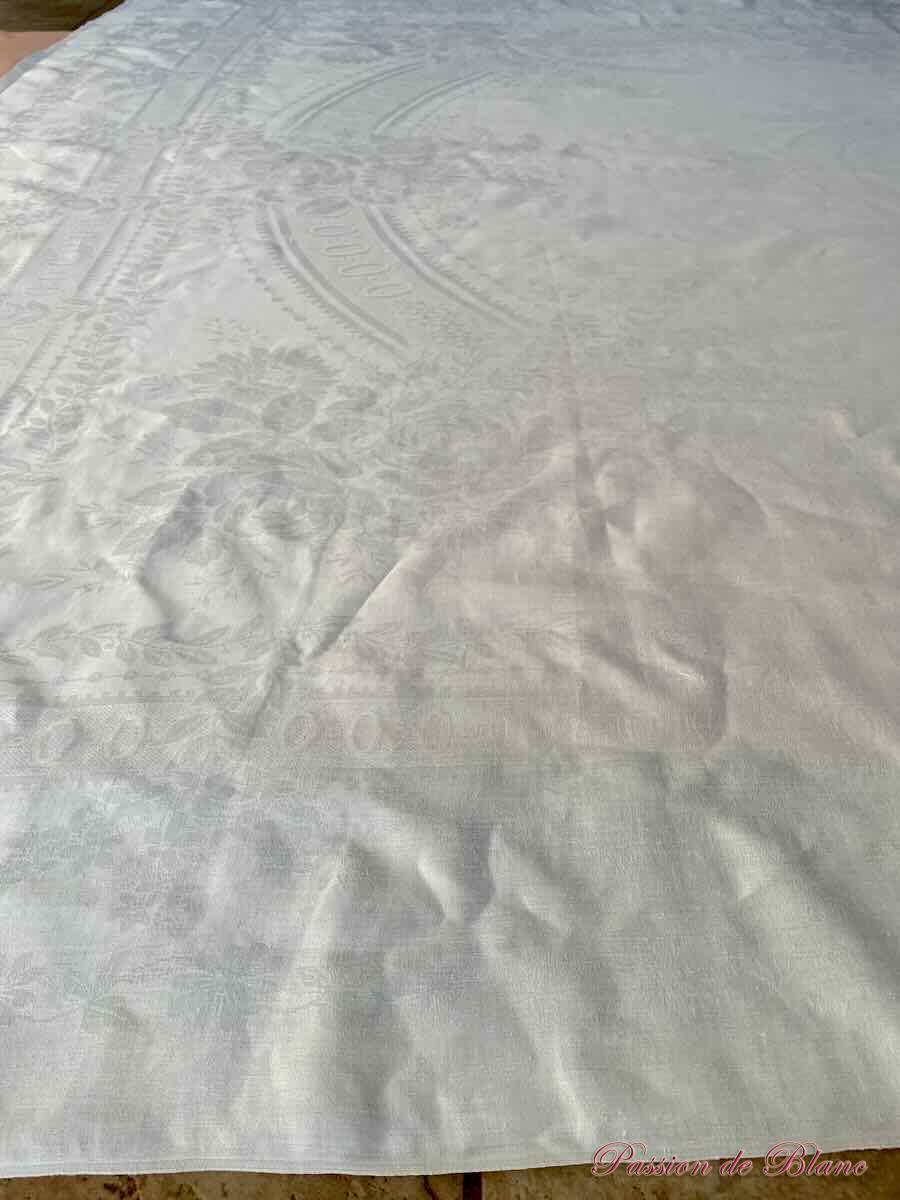 Service de table en damassé de fil de lin avec monogramme MB, broderie main – Image 6