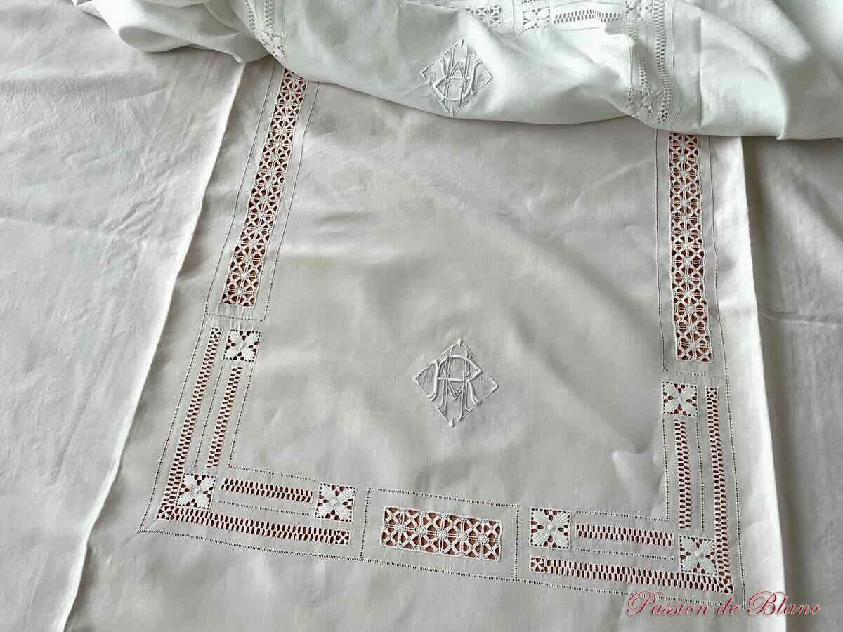 Service de table RH en fil de lin entièrement brodé main: 1 nappe +10 serviettes – Image 5