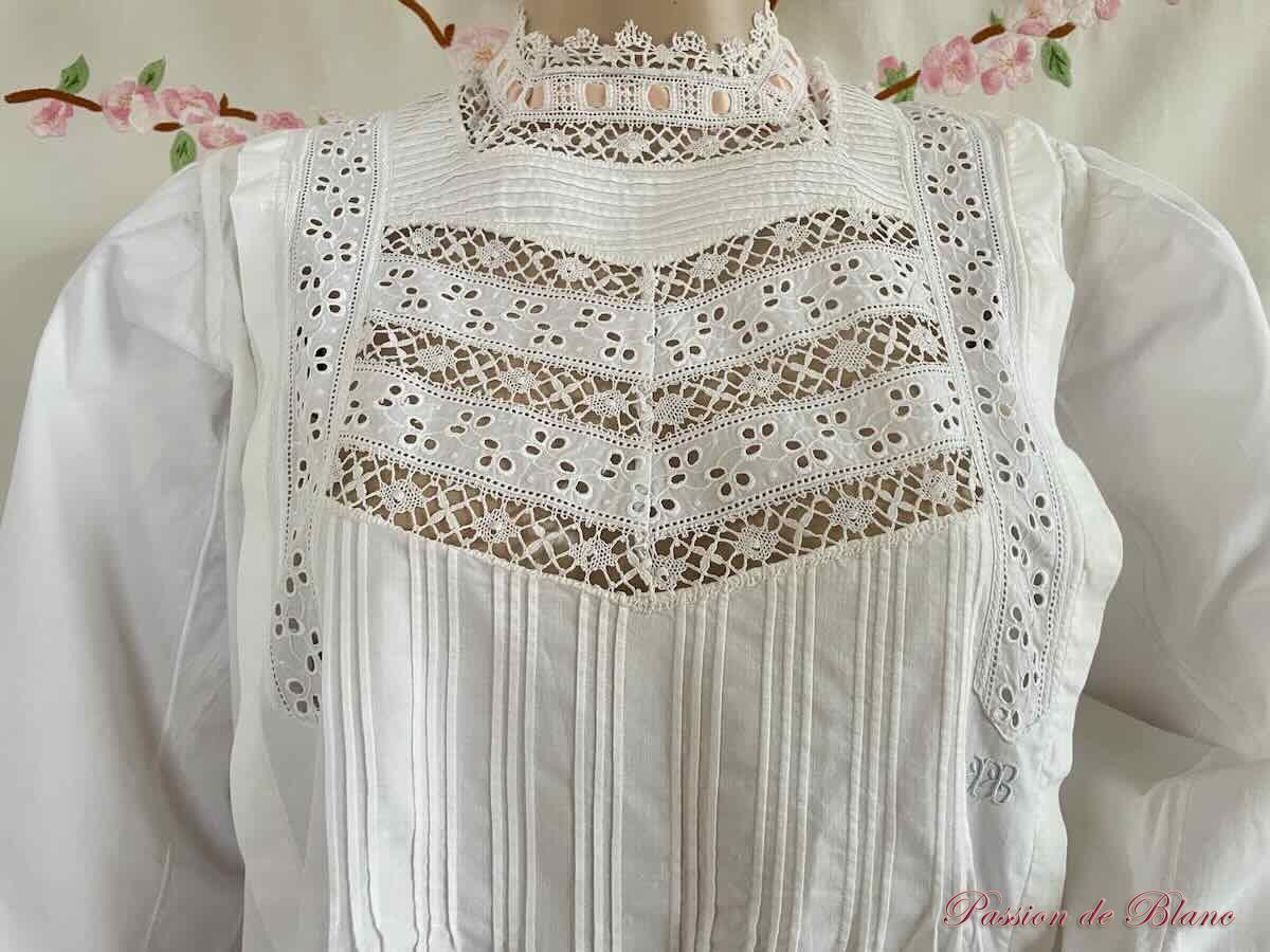 Chemise de nuit dentelles ancienne