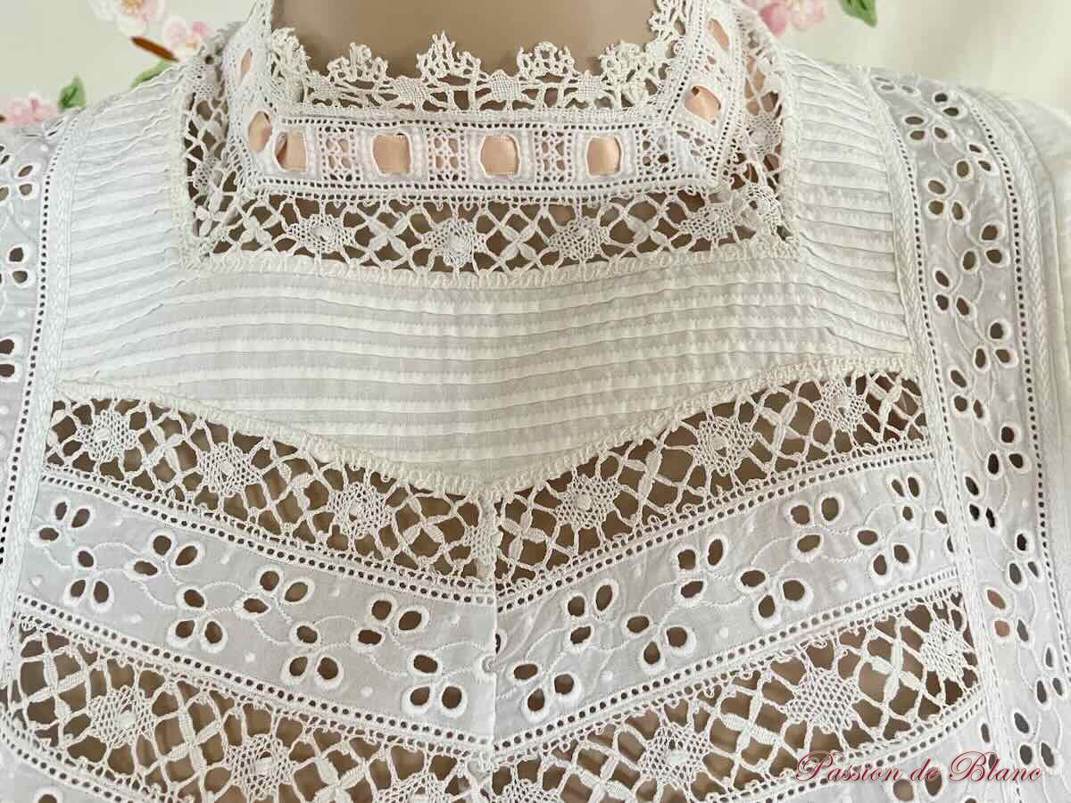 Longue chemise de nuit avec dentelles, broderies sur toile fine percale – Image 2